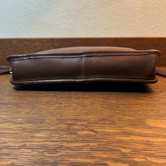 COACH Vintage 70’s NYC 9455 Basic Bag Zippered Clutch Leather Bag Purse - Picture 4 of 8